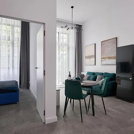 Premium In Best Location In Apartman